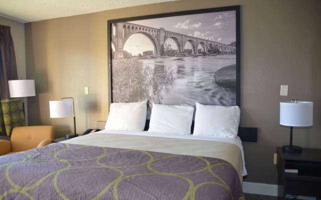 Super 8 Fredericksburg