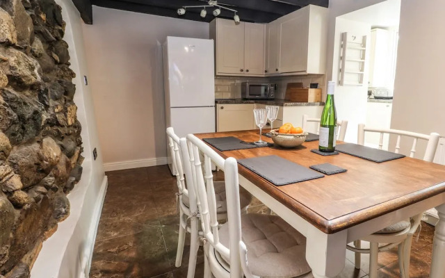 Capel Cottage