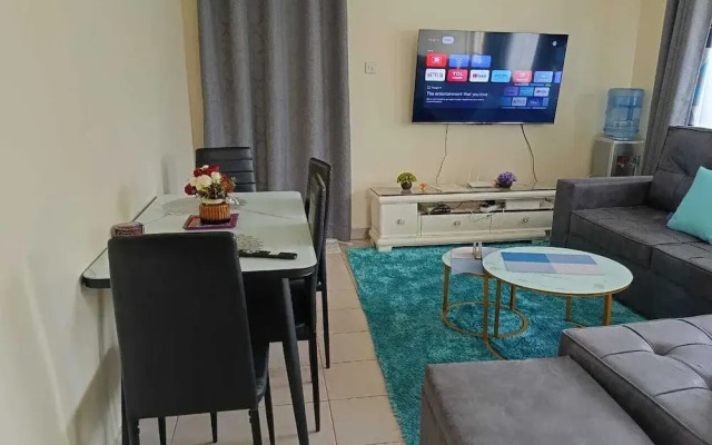 Lux Suites MacDade Apartments