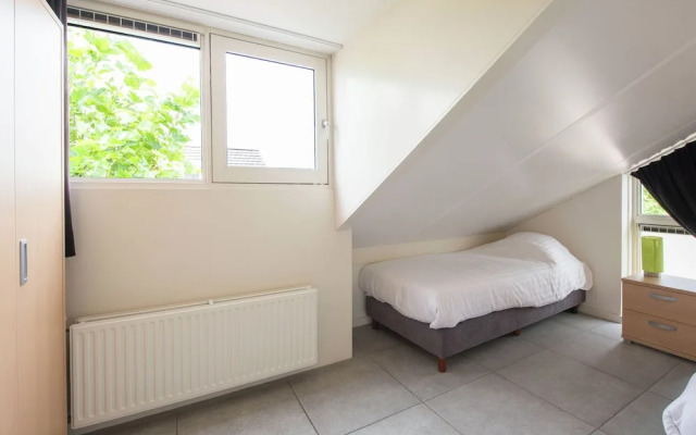 Nice House With Dishwasher, Near Amsterdam