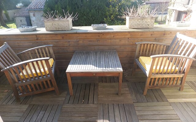 Les Hôtes du Paradis