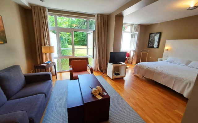 MAS Aparthotel EU