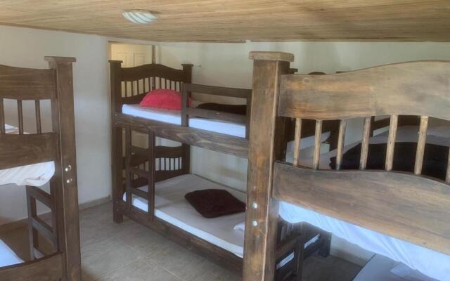 hostal hilltop salento