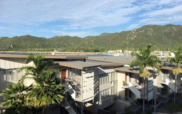 1 Bright Point Apartment 1408