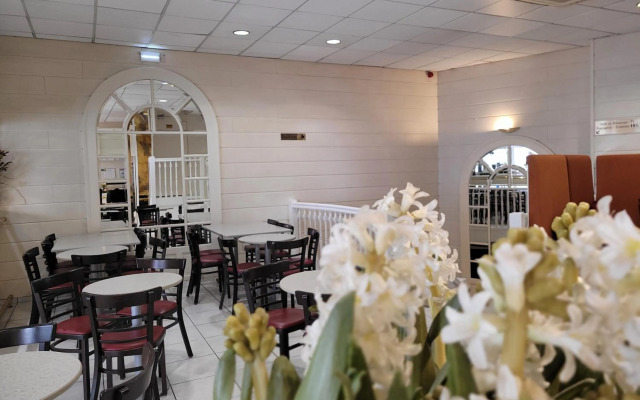 Hotel de Paris