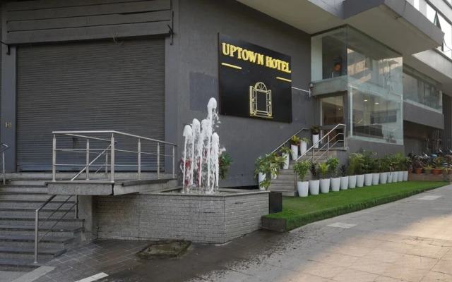 Octave Uptown Suites