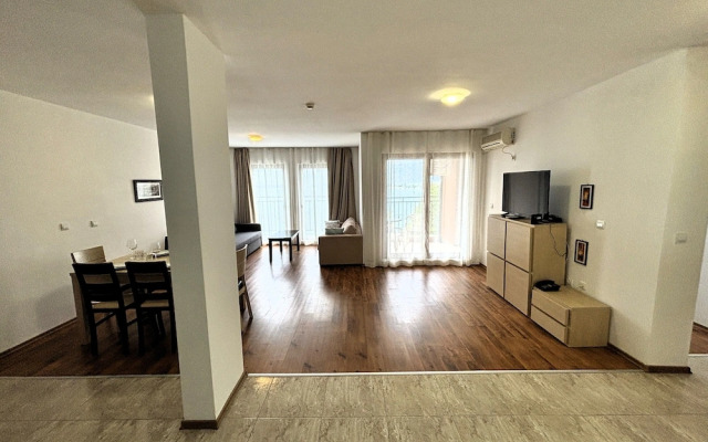 Menada Ravda Apartments