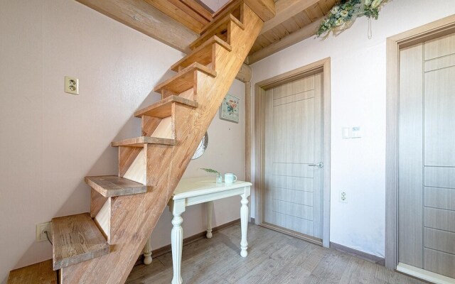 Ganghwa Izba Pension