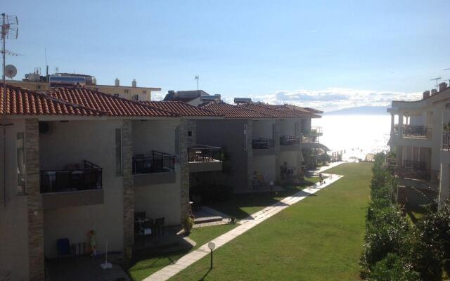 Litsa Apartments