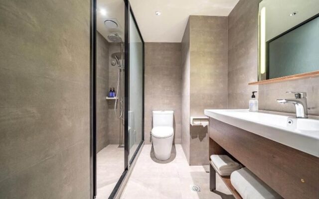 Hanting Hotel Shanghai Jiaoda Jiangchuan Road Metro Station New