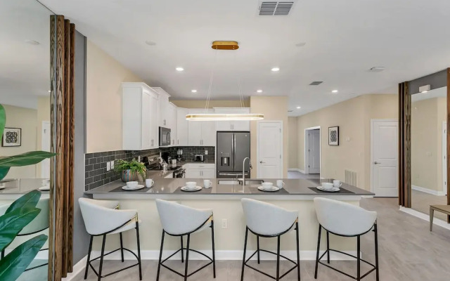 Must SEE Villa! Private Poolthemed Roomstheater!