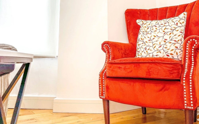 London 2-bed Apartment in Herbert Road