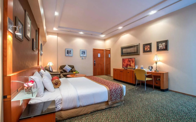 Gulf Court Hotel