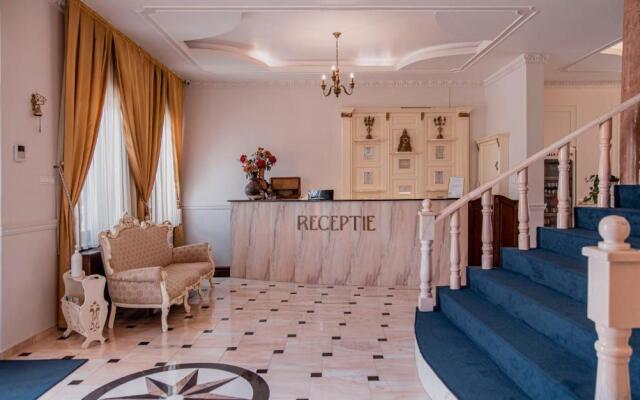 Casa Antic