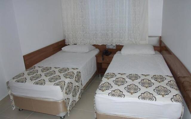 Nisan Hill Hotel