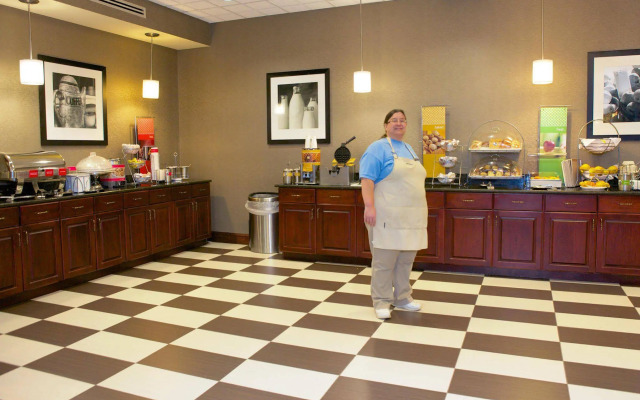 Hampton Inn & Suites Lamar