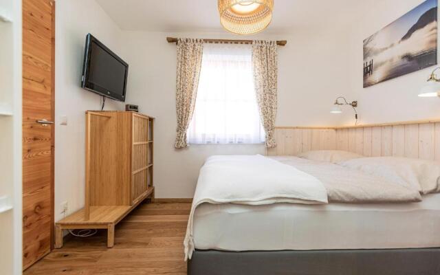 Tonis Apartment