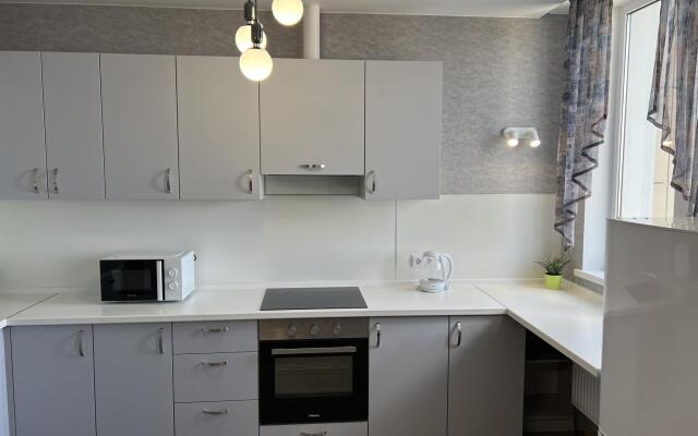 Пять звезд Кассиопеи на улице Мечникова 37