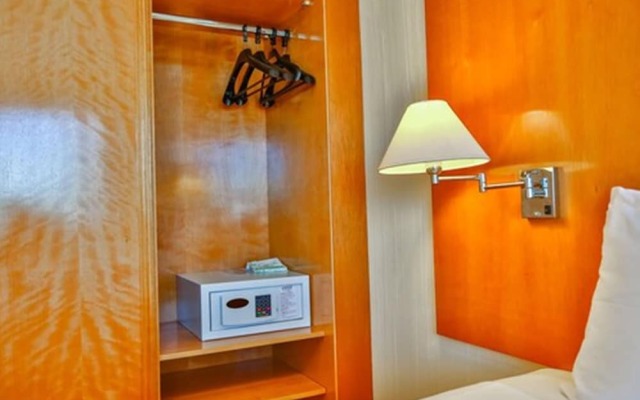 Best Western Dubai Macae