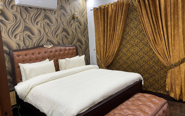 Royal Three-Bedroom Villa Dha Phase 6 Lahore