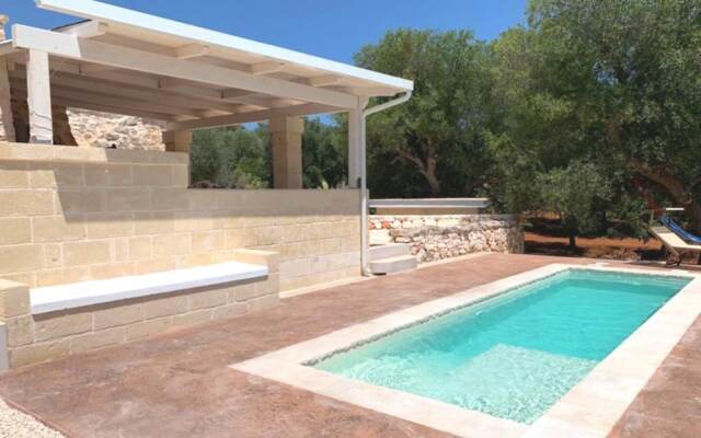 Trullo Cecapesce con Piscina by Wonderful Italy