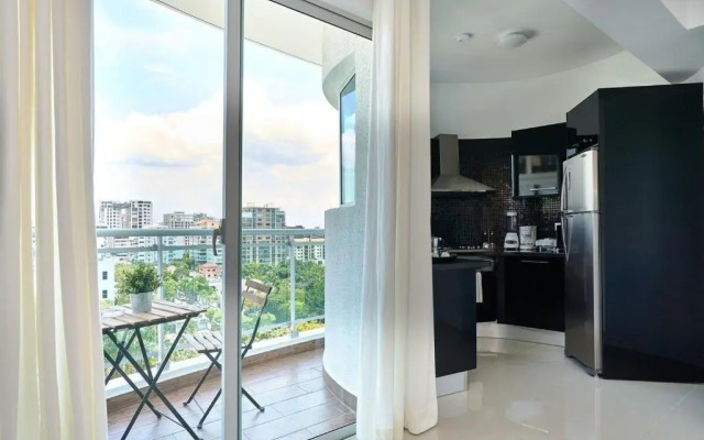 UPSCALE 1BR near BLUE MALL Rooftop YellowKey