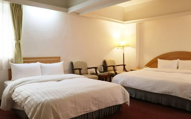 Oriental Hotel