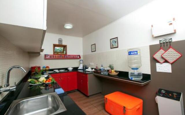 Abad Premium House Boat