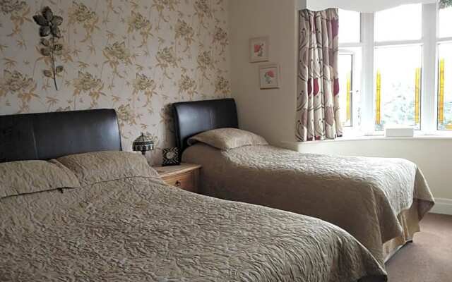 Hollingworth Lake Guest House Room Only Accommodation