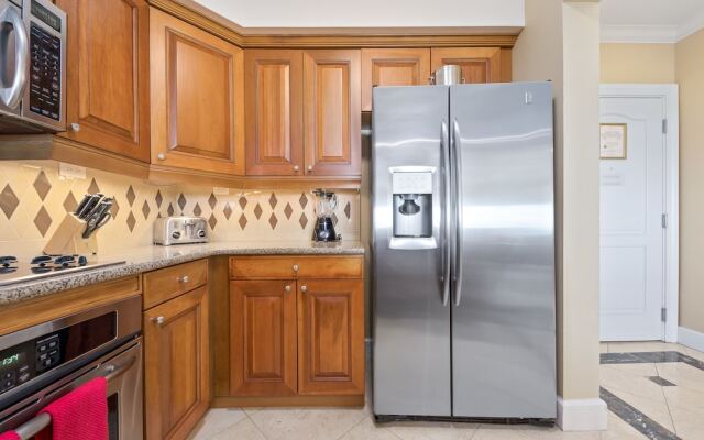 Rvh_327r The Grande 2 Bedroom Condo