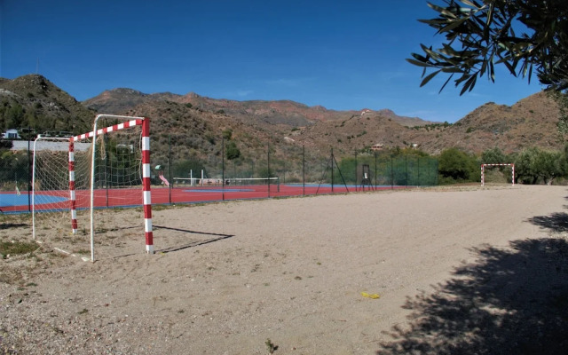 Camping & Bungalow Cueva Negra
