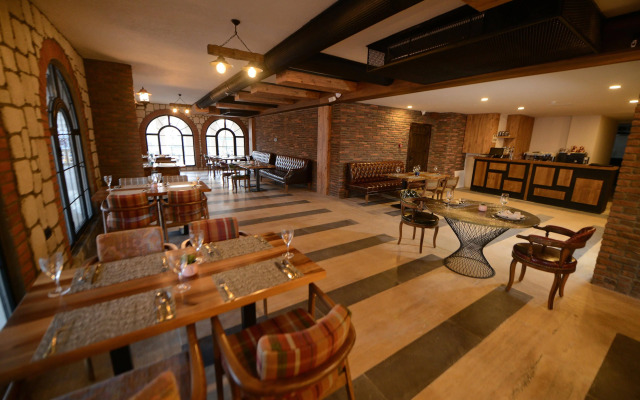 Raymar Mardin Hotels