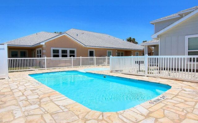 Safe Harbor - 3 Br Townhouse