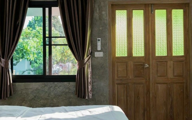 Baansuan Tisa Resort