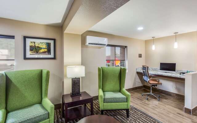 Quality Inn Charleston South