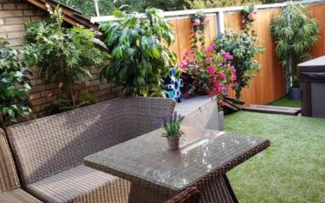 Whirlpool Suite Marrakesch-Lounge