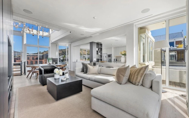 The Canal Three Bedroom Pool Duplex Penthouse - 203