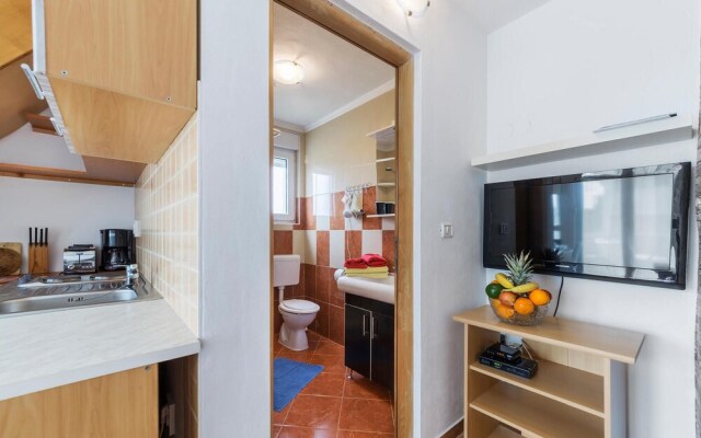 Awesome Apartment in Medulin With Wifi and 1 Bedrooms