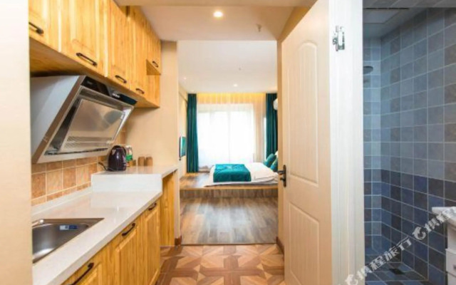 Borui Huijing Apartment