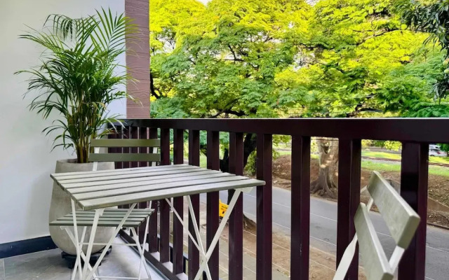 w Marvelous Loft w Fantastic Balcony in Cali