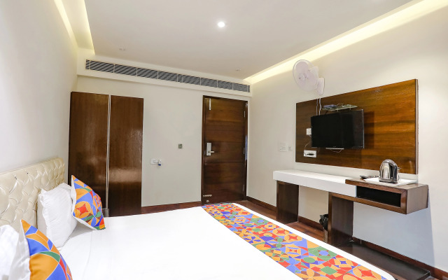 Fabhotel Grand Stay