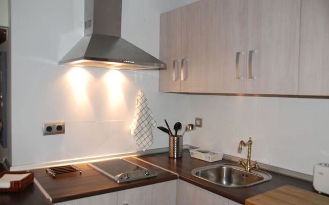 Aljara Corredera Apartment by JITKey