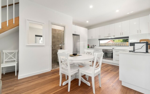 Rosewater Dromana