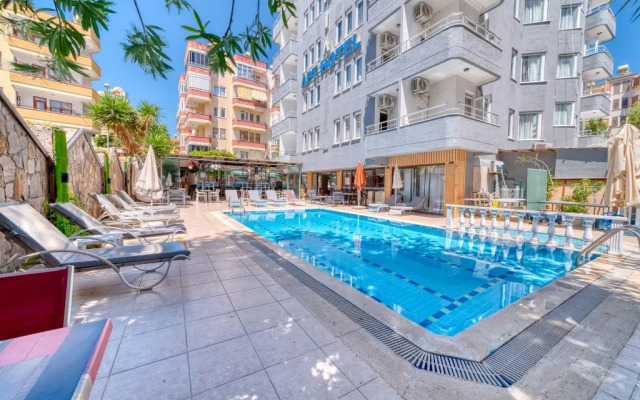 Kleopatra Icaria Hotel