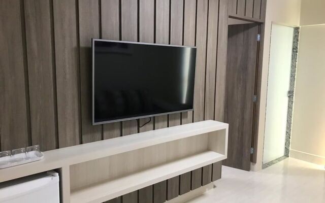 Di Roma Piazza Via Caldas