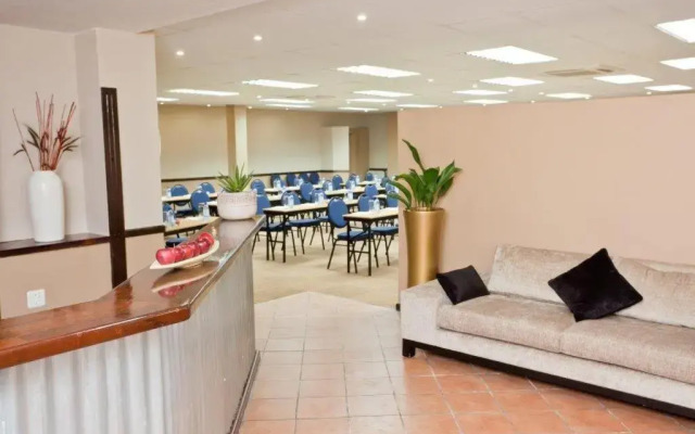 Oudtshoorn Hotel