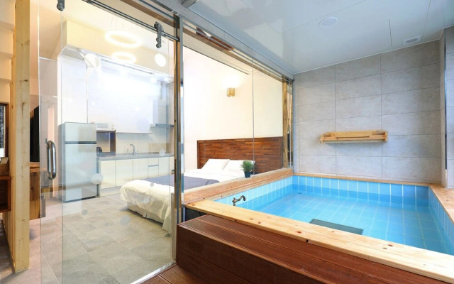 Poolvilla K