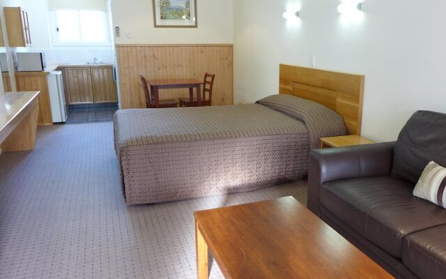 Bright Avenue Motor Inn