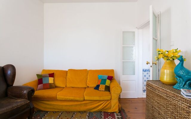 ALTIDO River View Cosy