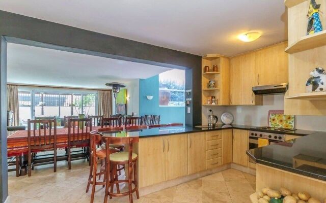 7th Wonder Guesthouse